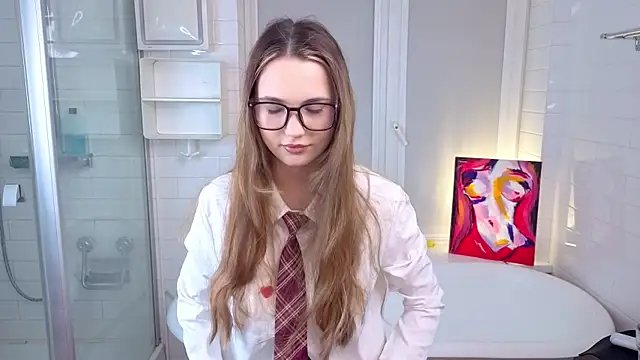 LeenaPuita online show from 01-13-26, 05:07