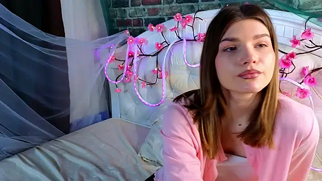 Snapshot of WilmaJohnson chatting on 03-23-26, 07:12 WilmaJohnson online show from 03-23-26, 07:12