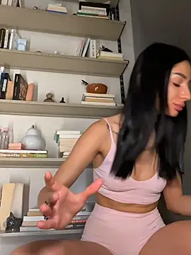 VickyM99 online show from 03-04-26, 08:20