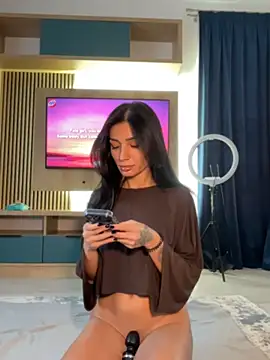 VickyM99 online show from 05-01-26, 04:55