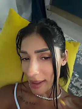 Snapshot of VickyM99 chatting on 07-12-26, 06:21 VickyM99 online show from 07-12-26, 06:21