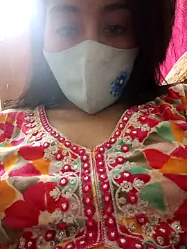 Snapshot of Tamil_White_Rose chatting on 05-01-26, 12:54 Tamil White Rose online show from 05-01-26, 12:54