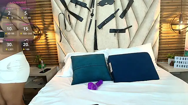 KimberlyFox t online show from 11-10-25, 12:48