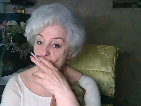 ValeriaKroww online show from 05-06-26, 05:57
