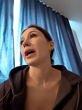 Snapshot of MelissaPinkiss chatting on 03-14-26, 01:27 MelissaPinkiss online show from 03-14-26, 01:27