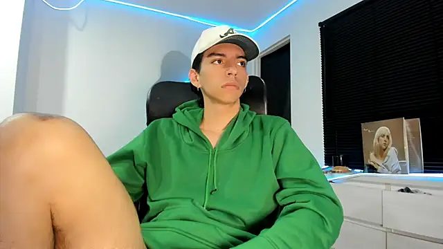 Snapshot of _rhys_jagger chatting on 01-13-26, 05:35 rhys jagger online show from 01-13-26, 05:35