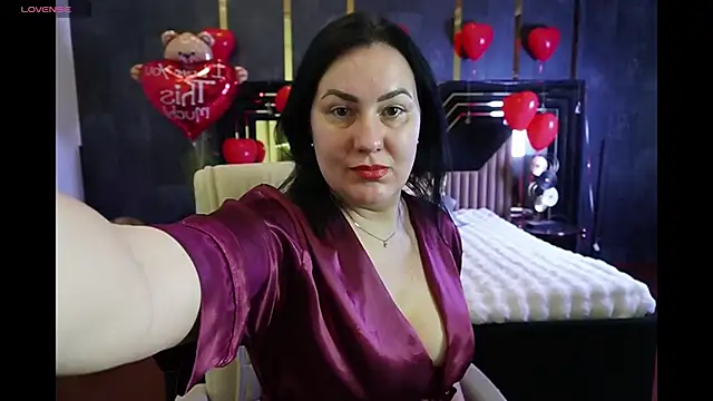 Snapshot of VelvetLuck chatting on 02-18-26, 01:40 VelvetLuck online show from 02-18-26, 01:40