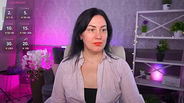 Snapshot of VelvetLuck chatting on 02-27-26, 02:17 VelvetLuck online show from 02-27-26, 02:17