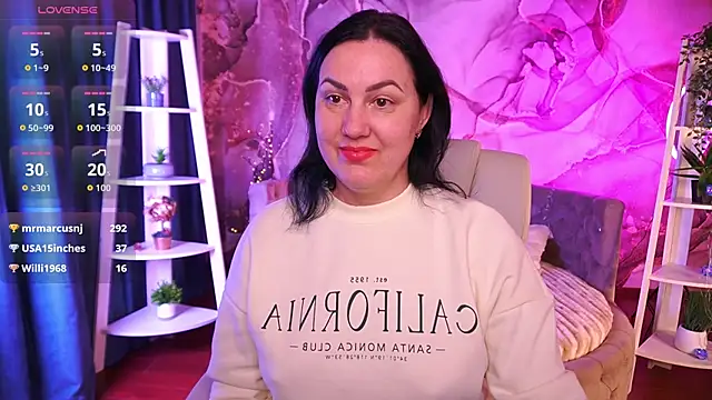 Snapshot of VelvetLuck chatting on 03-10-26, 06:46 VelvetLuck online show from 03-10-26, 06:46