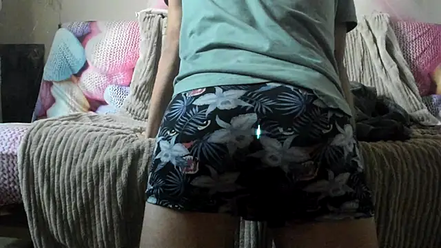 Snapshot of Mrmansexy01 chatting on 11-04-25, 01:43 Mrmansexy01 online show from 11-04-25, 01:43