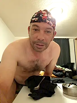 FrancescoLatino online show from 11-12-25, 01:50