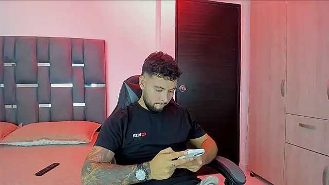 Snapshot of noah_corvelle chatting on 11-07-25, 11:16 noah corvelle online show from 11-07-25, 11:16