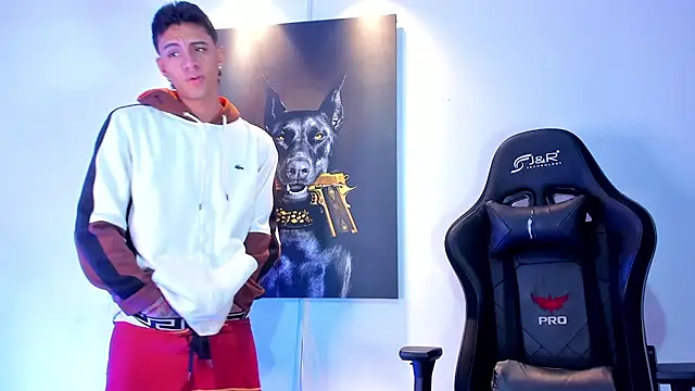 Snapshot of stiven_24cm chatting on 11-21-25, 07:07 stiven 24cm online show from 11-21-25, 07:07