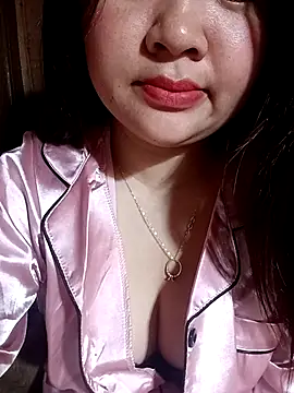 Bee-bgolden online show from 01-12-26, 12:49