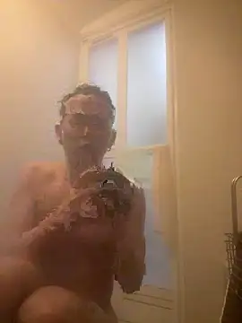 Snapshot of ippei0001 chatting on 03-20-26, 05:51 ippei0001 online show from 03-20-26, 05:51