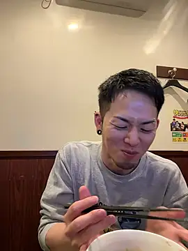 Snapshot of ippei0001 chatting on 03-21-26, 03:59 ippei0001 online show from 03-21-26, 03:59