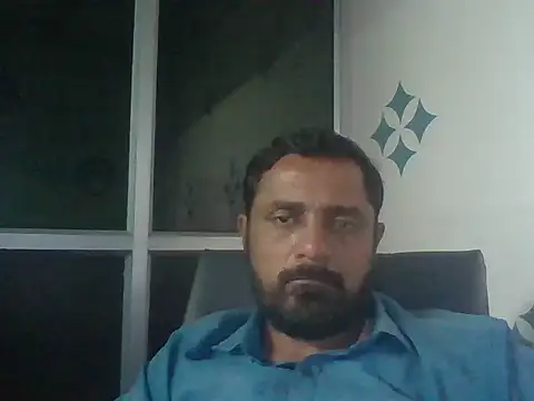 Snapshot of RubyEntity chatting on 11-10-25, 05:50 RubyEntity online show from 11-10-25, 05:50