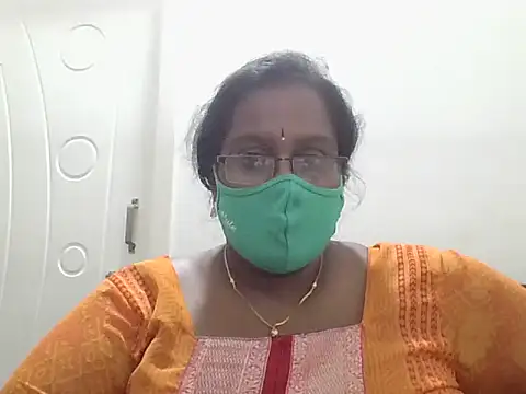 hootypriya online show from 11-14-25, 04:17