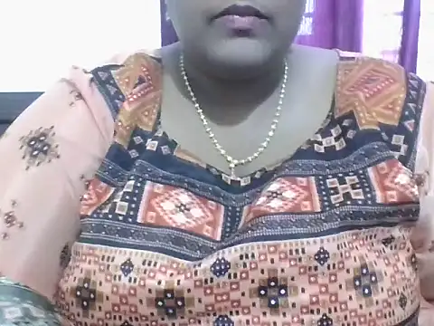 Snapshot of hootypriya chatting on 04-09-26, 07:47 hootypriya online show from 04-09-26, 07:47