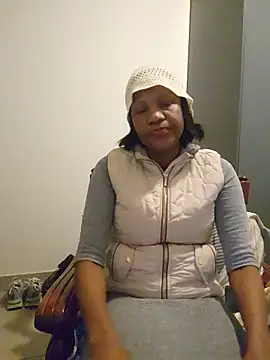 Mommy Sienna online show from 05-12-26, 04:15