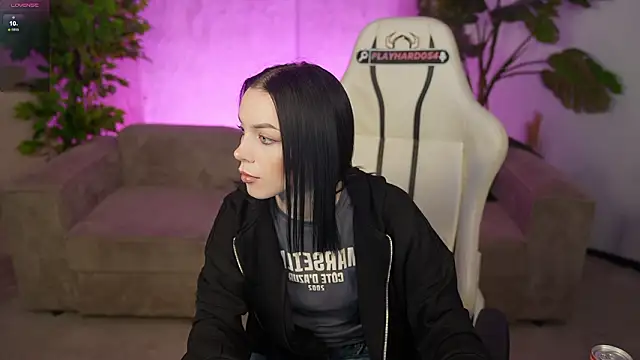 Snapshot of Rita_Moon054 chatting on 03-19-26, 07:23 Rita Moon054 online show from 03-19-26, 07:23