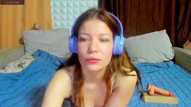 Eva purrr  online show from 05-04-26, 01:12