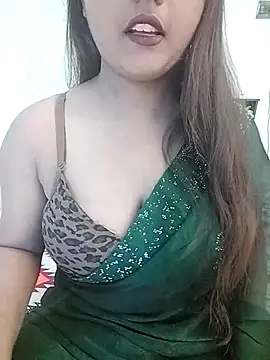 Snapshot of LoveLy-Soneya chatting on 11-09-25, 08:45 LoveLy-Soneya online show from 11-09-25, 08:45