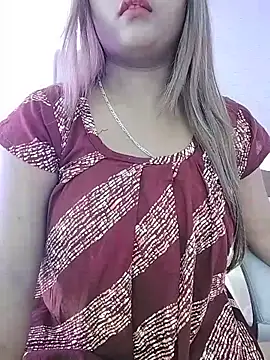 LoveLy-Soneya online show from 06-17-26, 04:19