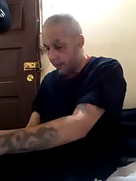 Snapshot of feoggt chatting on 01-06-26, 12:58 feoggt online show from 01-06-26, 12:58