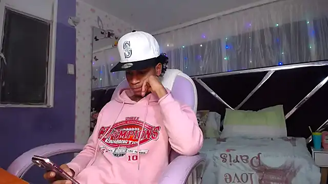 Santy bigcock 01 online show from 05-05-26, 11:51