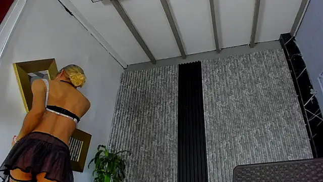 Caitlyn-Joness  online show from 01-12-26, 07:30