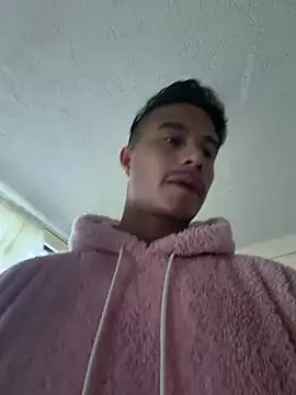 Snapshot of RaySullivan chatting on 02-20-26, 07:58 RaySullivan online show from 02-20-26, 07:58