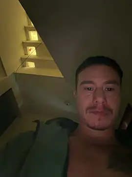 Snapshot of RaySullivan chatting on 02-24-26, 03:10 RaySullivan online show from 02-24-26, 03:10