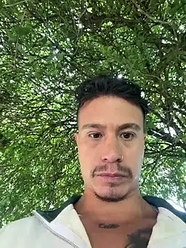 Snapshot of RaySullivan chatting on 03-07-26, 04:37 RaySullivan online show from 03-07-26, 04:37