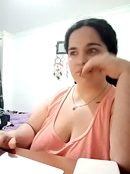 Reichel05  online show from 03-05-26, 05:36