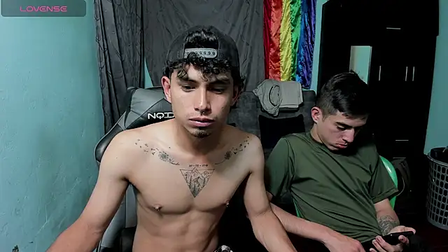 DAMIANySANTI online show from 01-11-26, 05:40