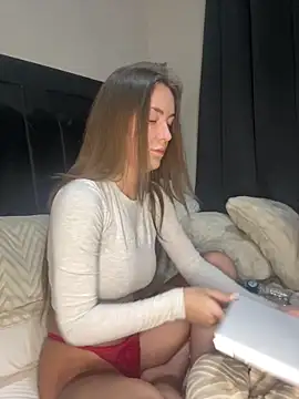 innocentskyee online show from 02-05-26, 02:49