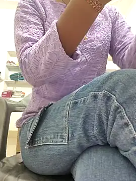 Snapshot of Isha_kumari_69 chatting on 02-11-26, 03:06 Isha kumari 69 online show from 02-11-26, 03:06