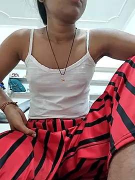 Snapshot of Isha_kumari_69 chatting on 02-24-26, 03:54 Isha kumari 69 online show from 02-24-26, 03:54