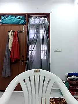 Snapshot of sanjana077 chatting on 04-15-26, 05:36 sanjana077 online show from 04-15-26, 05:36
