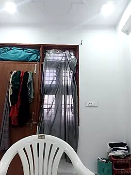 Snapshot of sanjana077 chatting on 04-16-26, 03:18 sanjana077 online show from 04-16-26, 03:18