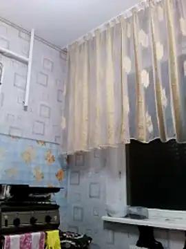 Snapshot of Carol-Gloss- chatting on 11-24-25, 07:24 Carol-Gloss- online show from 11-24-25, 07:24