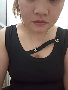 linh-xinh18 online show from 11-07-25, 05:24