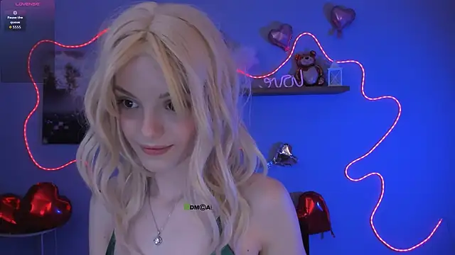 mia starrr  online show from 02-18-26, 08:38