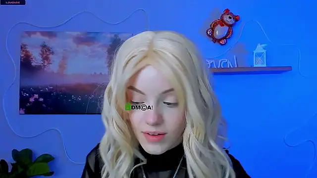 mia starrr  online show from 03-15-26, 08:04