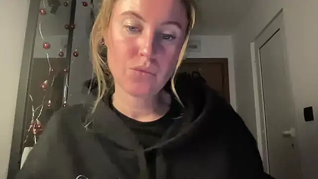 Ameli8 online show from 01-18-26, 06:44