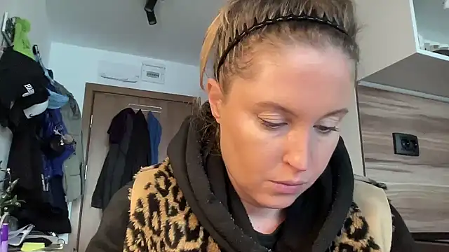 Ameli8 online show from 02-08-26, 12:52