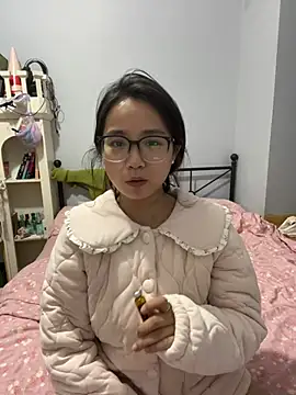 Hmm 0303 online show from 03-06-26, 03:08