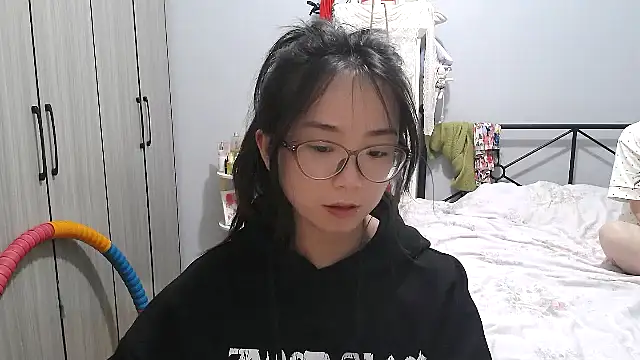 Hmm 0303 online show from 05-01-26, 05:06
