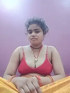 Snapshot of Riya_lovely0143 chatting on 06-11-26, 11:03 Riya lovely0143 online show from 06-11-26, 11:03